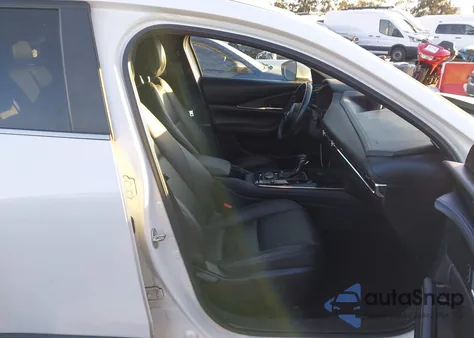 2021 Mazda Cx-30 Preferred из США, поврежденный, VIN 3MVDMBCL8MM318828